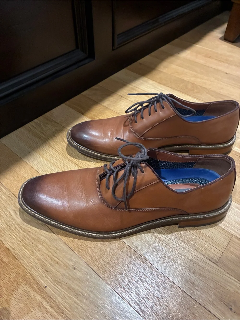Vince Camuto Tan Leather Derby Shoes with Dark Laces